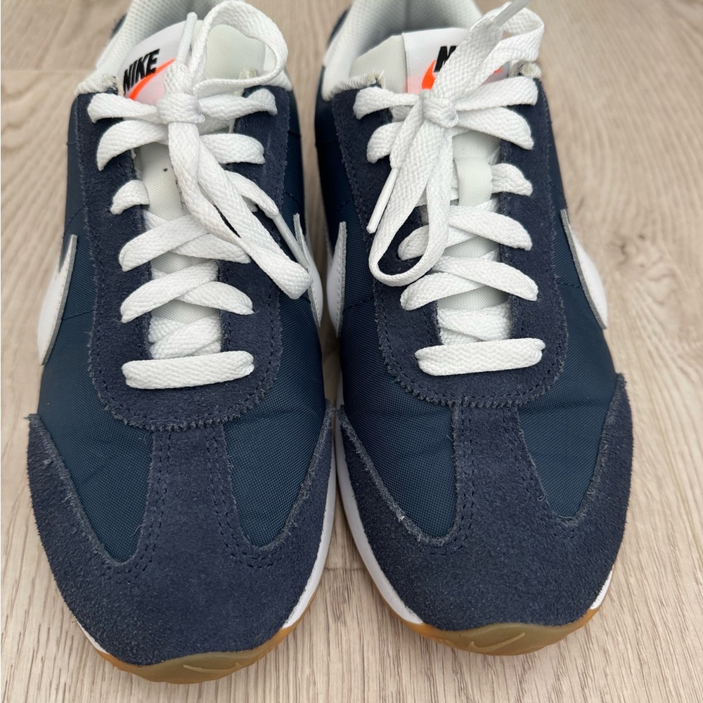 Nike Pacific Sneaker - Women's Navy/White size 7.5 - Picture 3 of 8